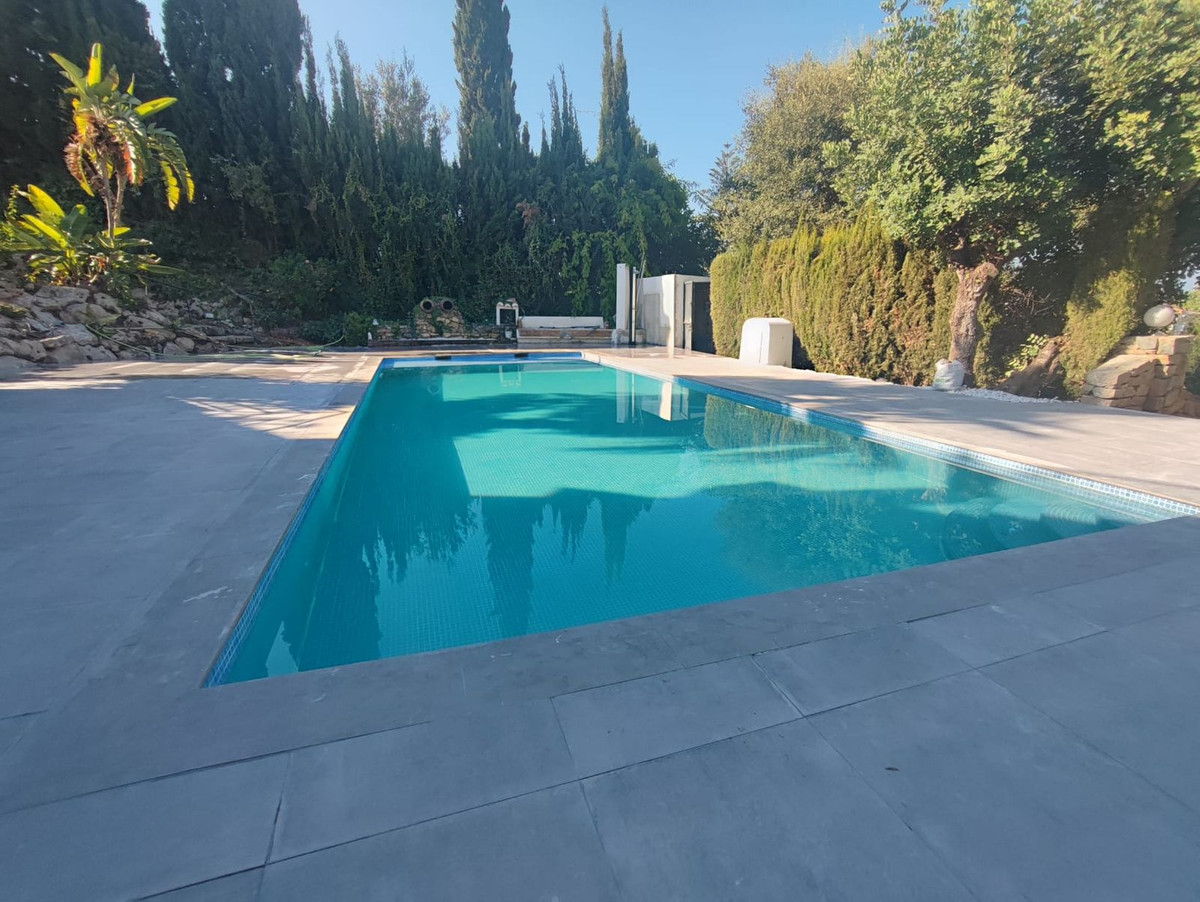 Huis te koop in El Rosario | 10 slaapkamers H5376970