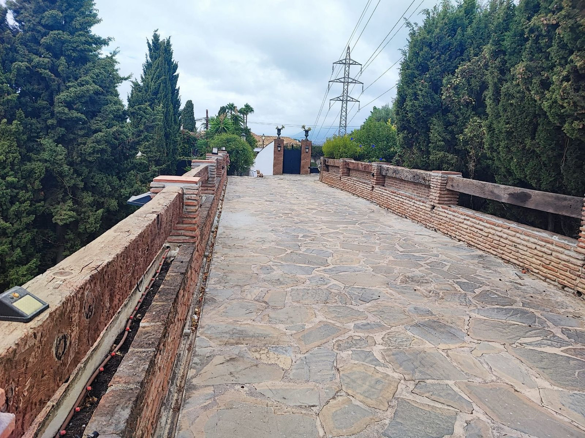 Huis te koop in El Rosario | 10 slaapkamers H5376970