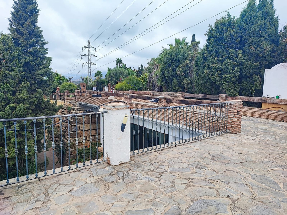 Huis te koop in El Rosario | 10 slaapkamers H5376970