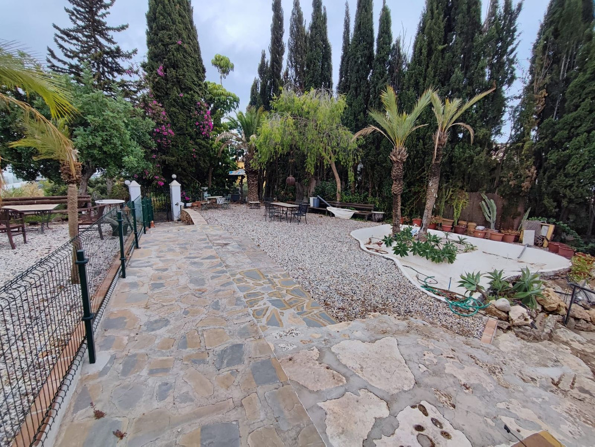 Huis te koop in El Rosario | 10 slaapkamers H5376970