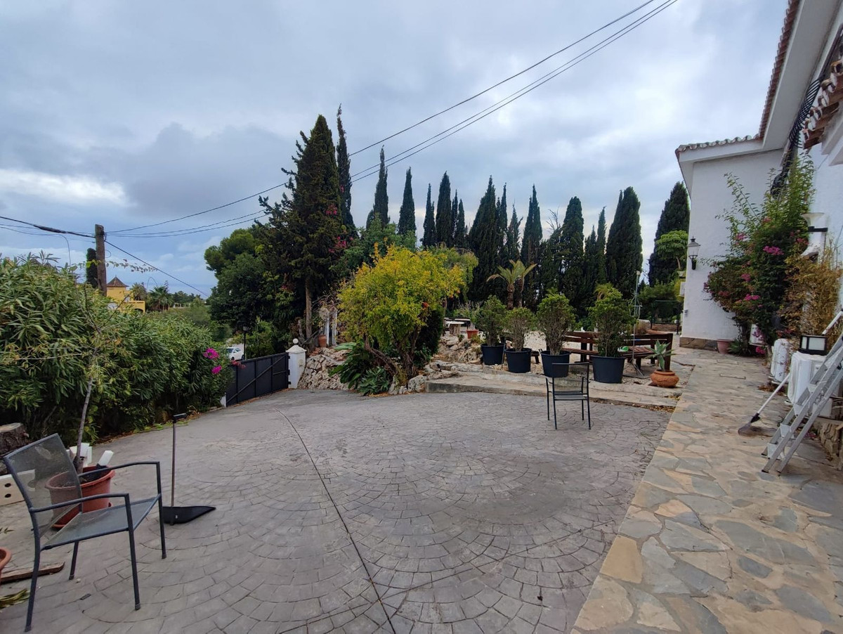 Huis te koop in El Rosario | 10 slaapkamers H5376970