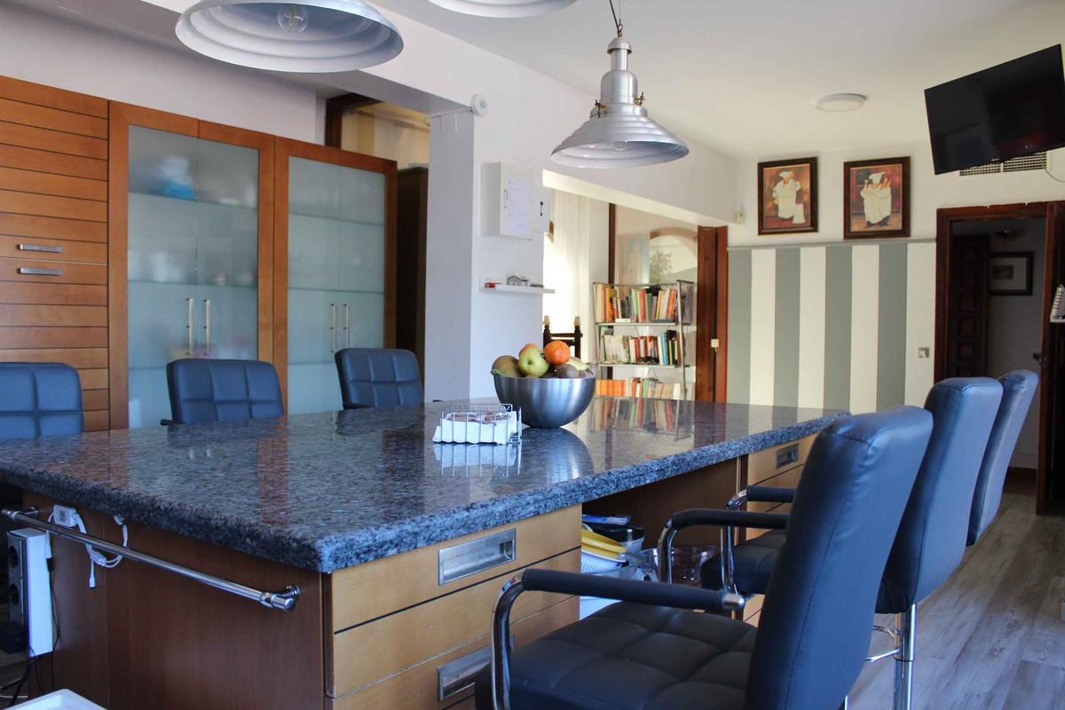 Huis te koop in El Rosario | 10 slaapkamers H5376970