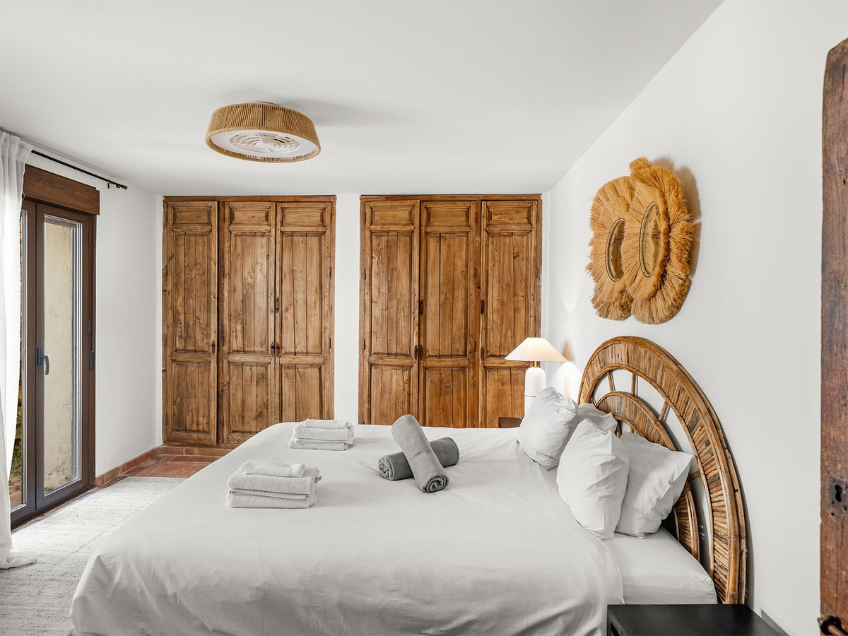 Property main view 33