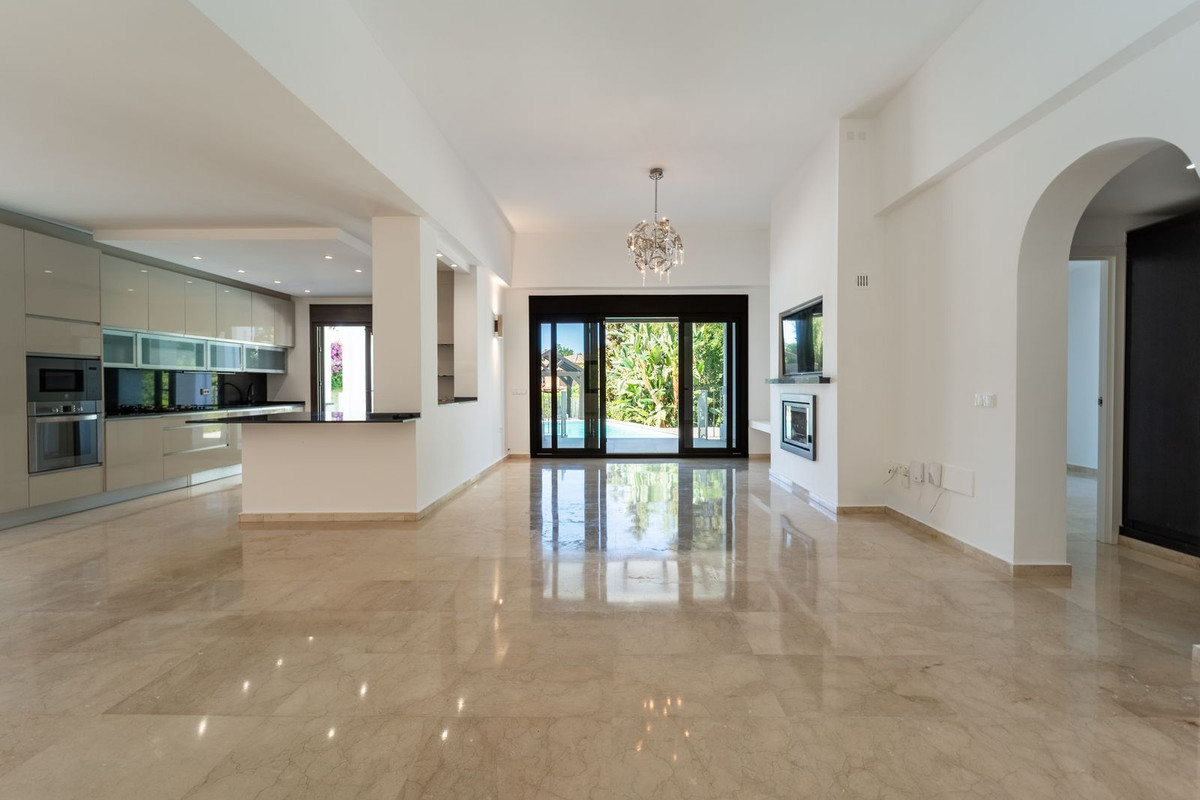 Huis te koop in El Rosario | 5 slaapkamers H5455543