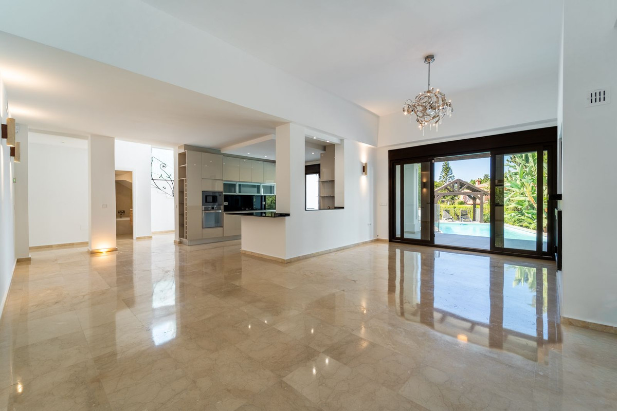 Huis te koop in El Rosario | 5 slaapkamers H5455543