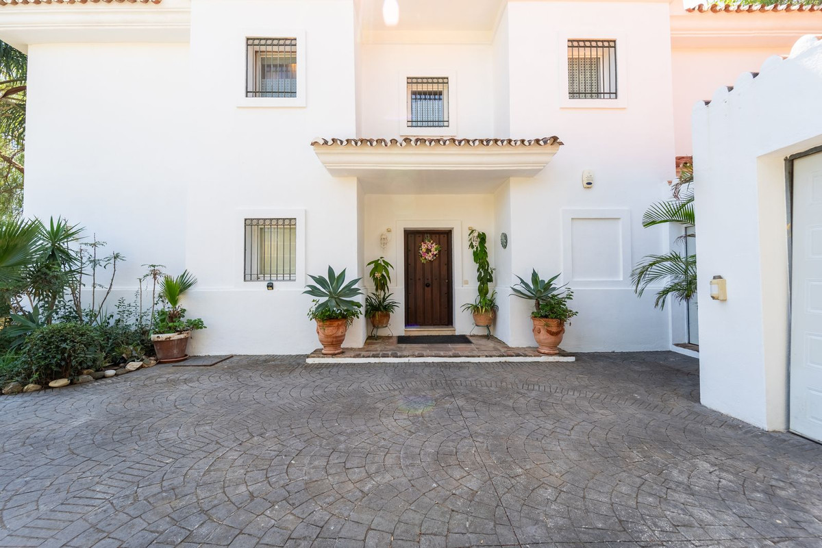 Property main view 50