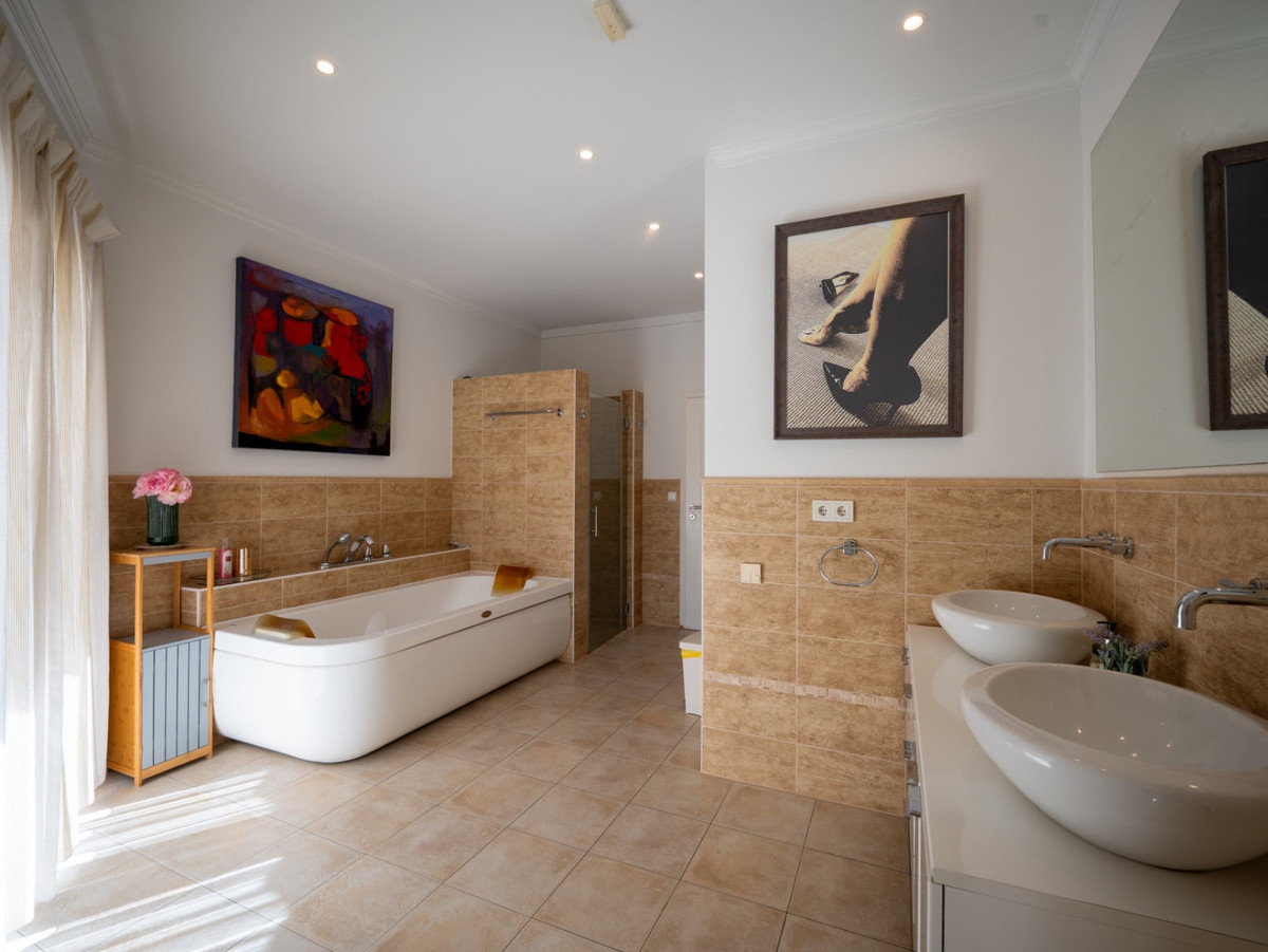 Property main view 15