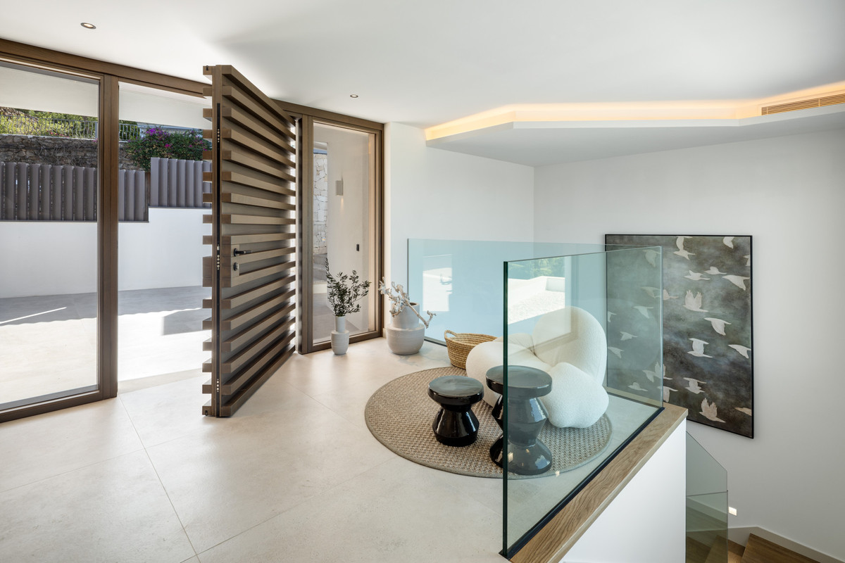 Huis te koop in El Rosario | 4 slaapkamers H5496289