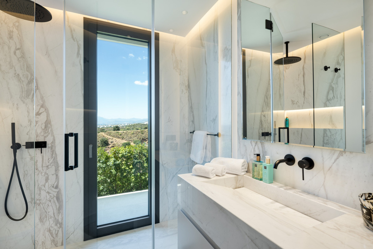Huis te koop in El Rosario | 4 slaapkamers H5496289