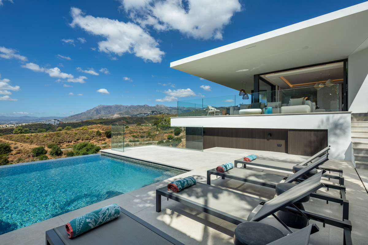 Huis te koop in El Rosario | 4 slaapkamers H5496289