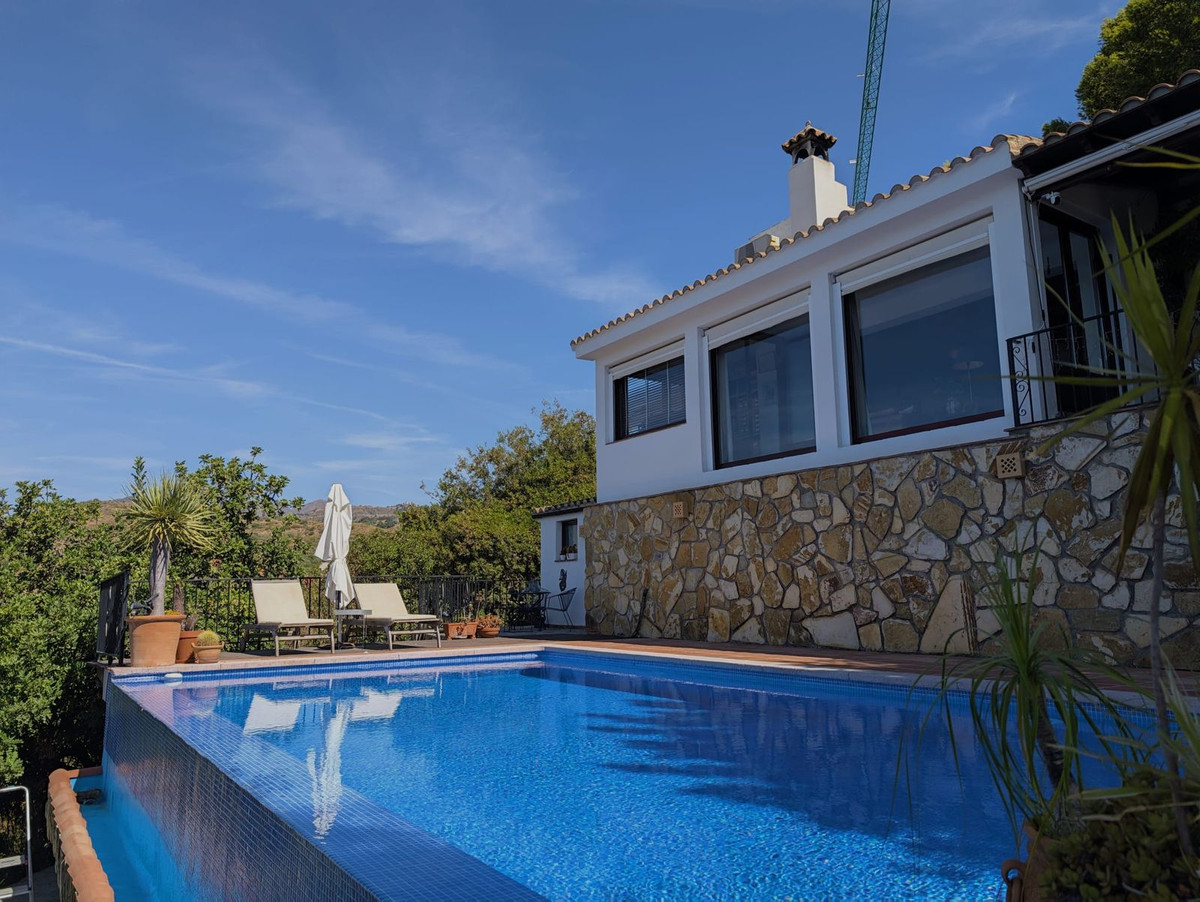 Huis te koop in El Rosario | 3 slaapkamers H5498359