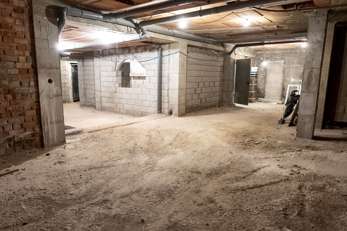 Property main view 40