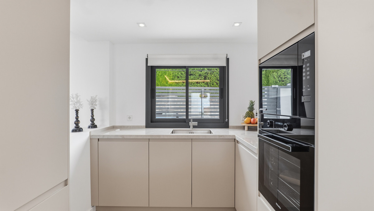 Property main view 32