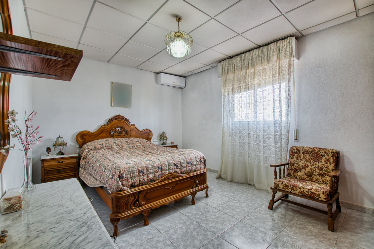 Huis te koop in Torre del Mar | 4 slaapkamers H5253754