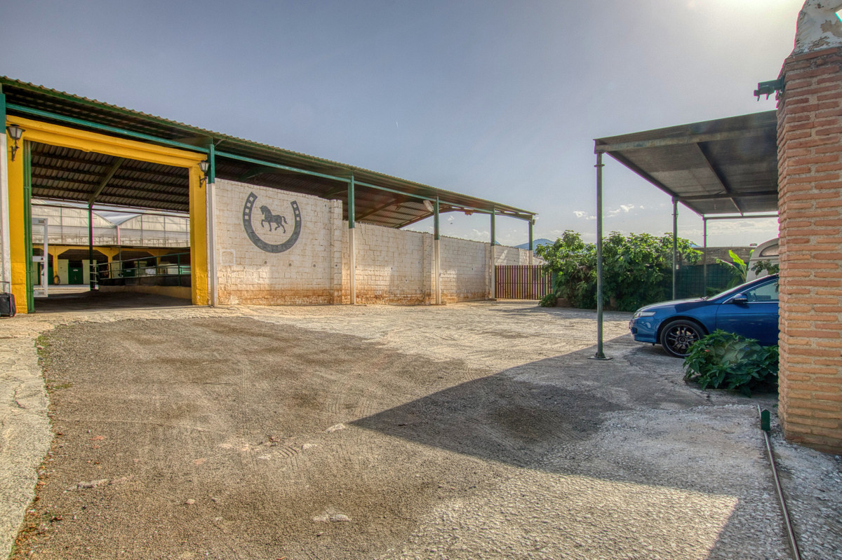 Huis te koop in Torre del Mar | 4 slaapkamers H5253754