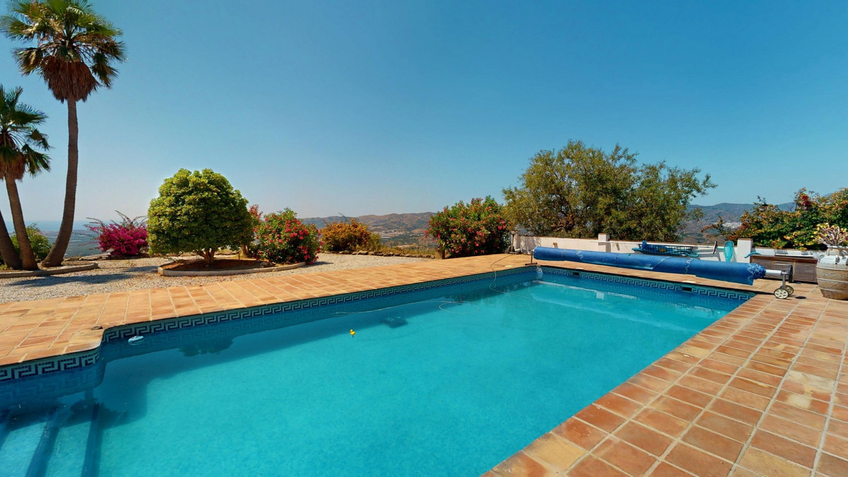 Property main view 36
