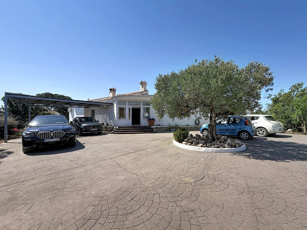 Property main view 44