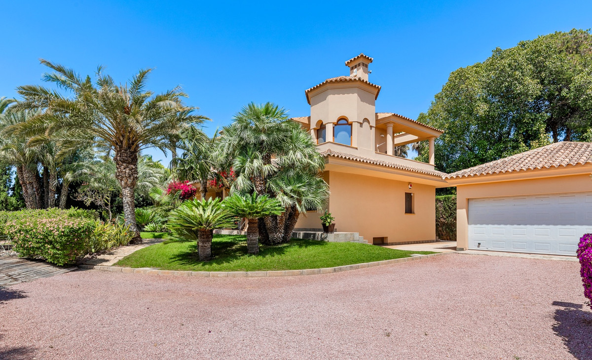Vrijstaande Villa te koop in Elche | 5 slaapkamers H5034481