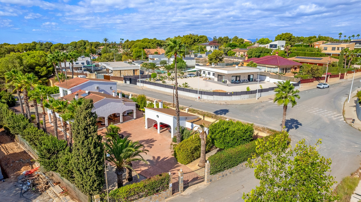 Vrijstaande Villa te koop in Elche | 6 slaapkamers H5214022