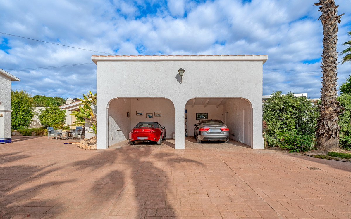 Vrijstaande Villa te koop in Elche | 6 slaapkamers H5214022