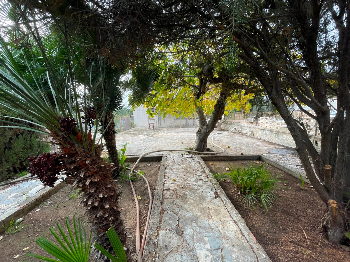 Vrijstaande Villa te koop in Elche | 4 slaapkamers H5257210