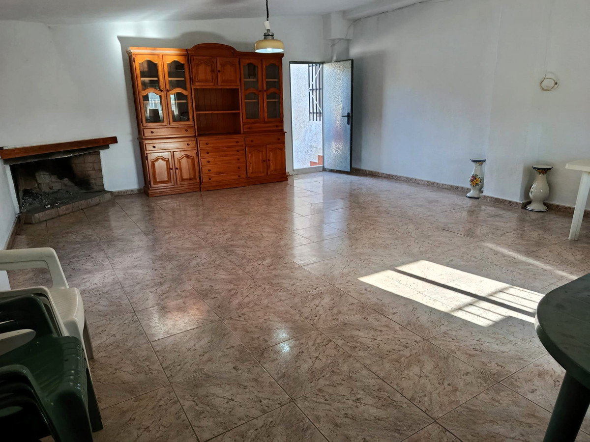 Vrijstaande Villa te koop in Elche | 5 slaapkamers H5294323