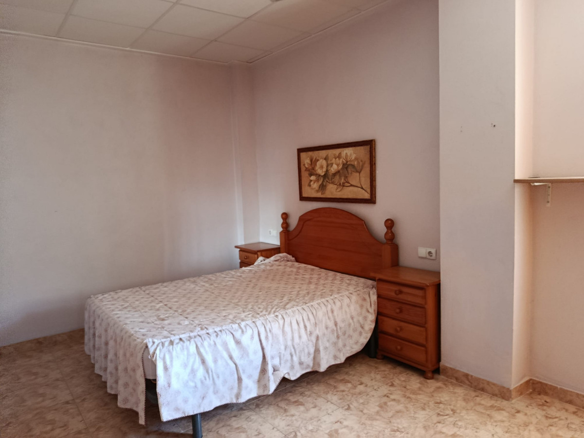 Vrijstaande Villa te koop in Elche | 5 slaapkamers H5294323