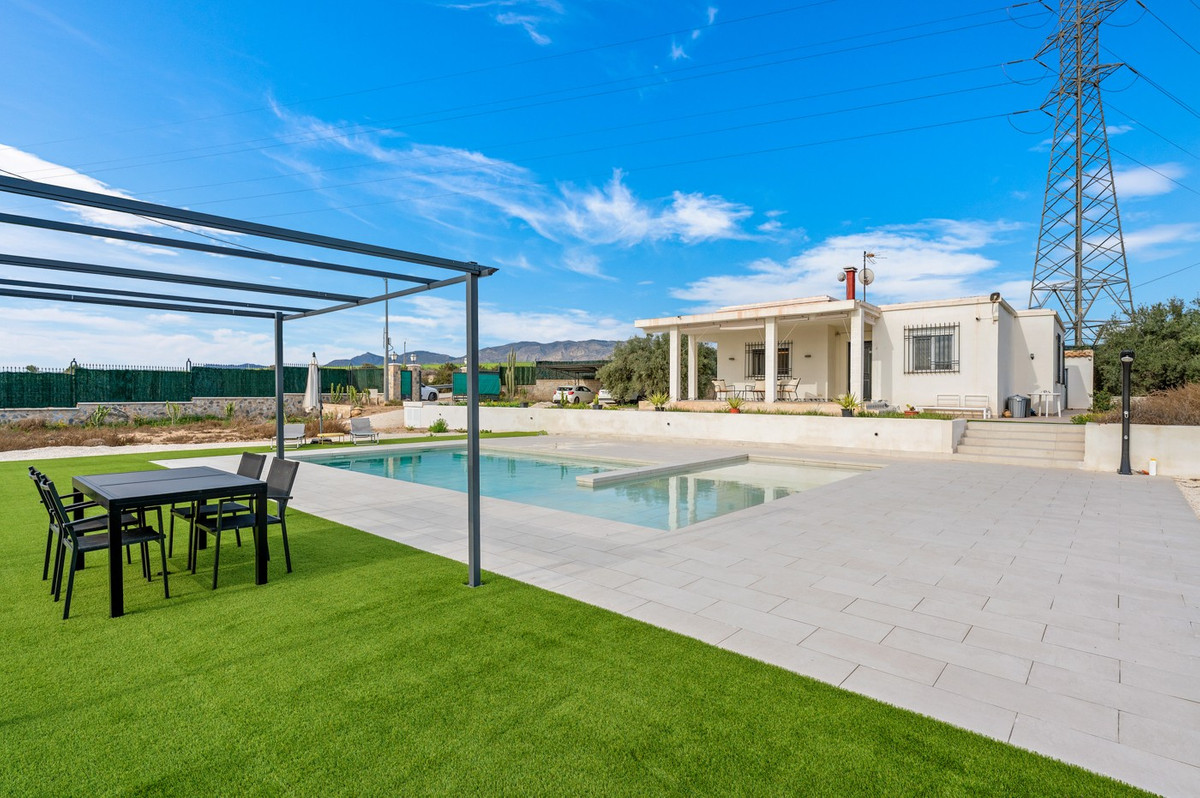 Geschakelde Woning te koop in Elche | 3 slaapkamers H5304349