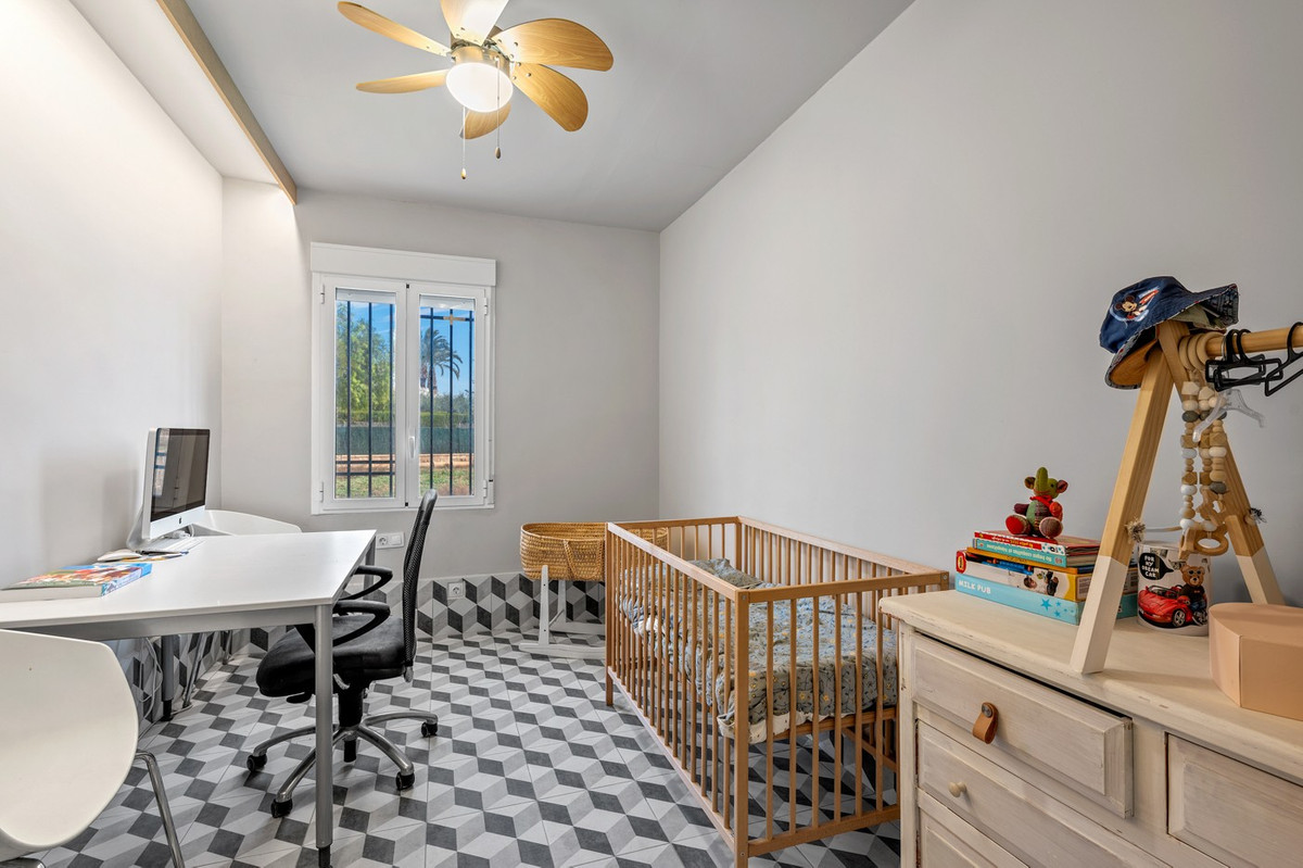 Geschakelde Woning te koop in Elche | 3 slaapkamers H5304349