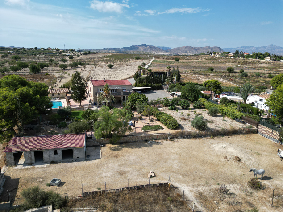Property main view 106