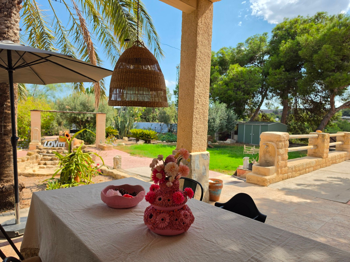 Property main view 60