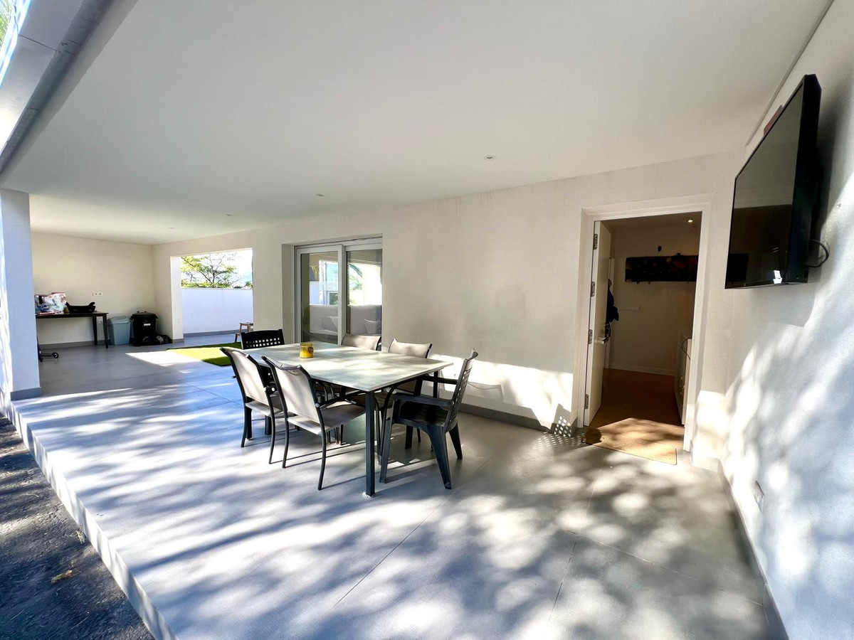 Vrijstaande Villa te koop in Elda | 4 slaapkamers H5234875