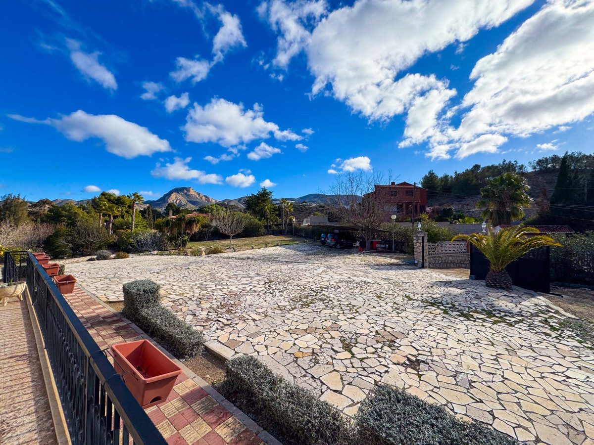 Vrijstaande Villa te koop in Elda | 6 slaapkamers H5342818