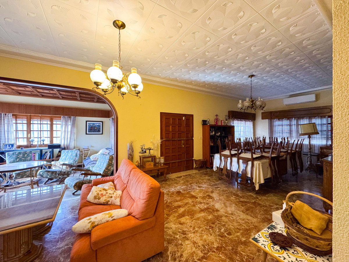 Vrijstaande Villa te koop in Elda | 6 slaapkamers H5342818