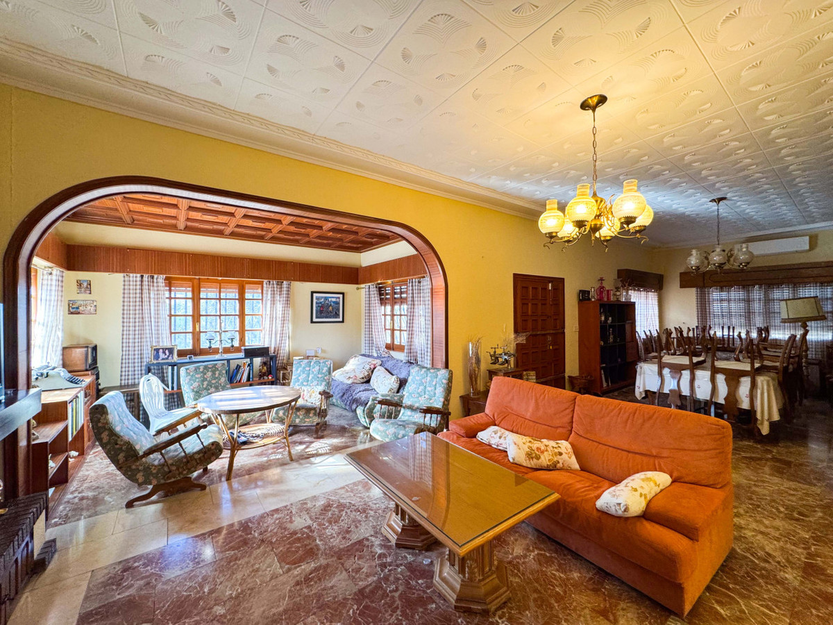 Vrijstaande Villa te koop in Elda | 6 slaapkamers H5342818