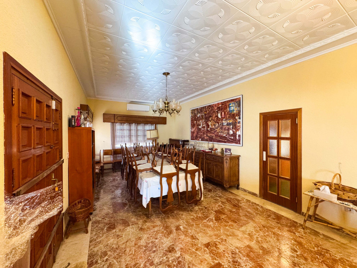 Vrijstaande Villa te koop in Elda | 6 slaapkamers H5342818