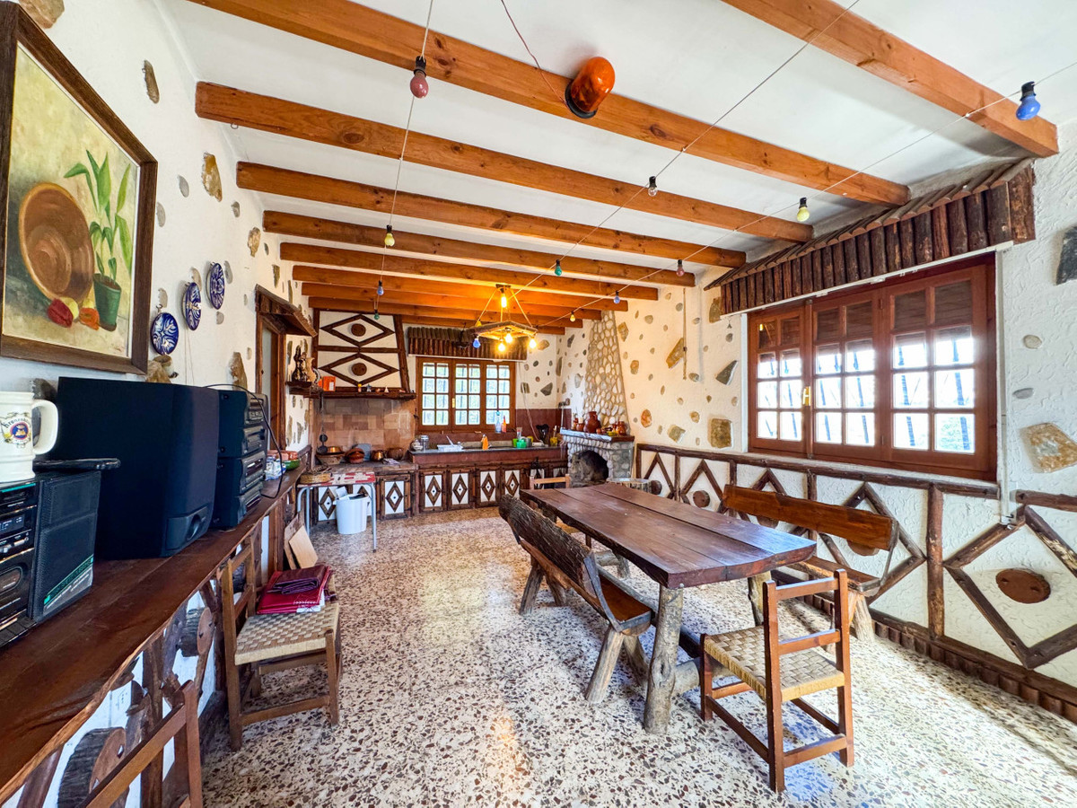 Vrijstaande Villa te koop in Elda | 6 slaapkamers H5342818