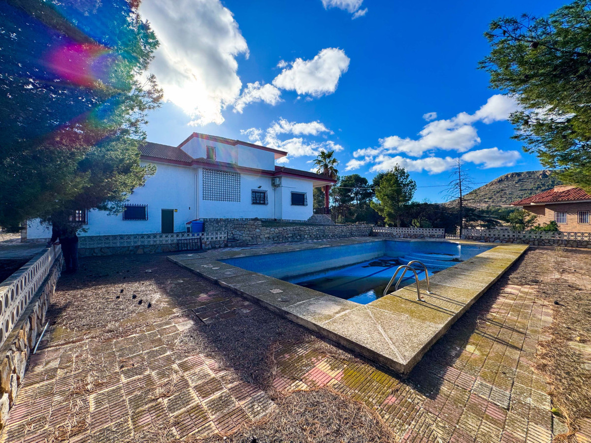 Vrijstaande Villa te koop in Elda | 6 slaapkamers H5342818