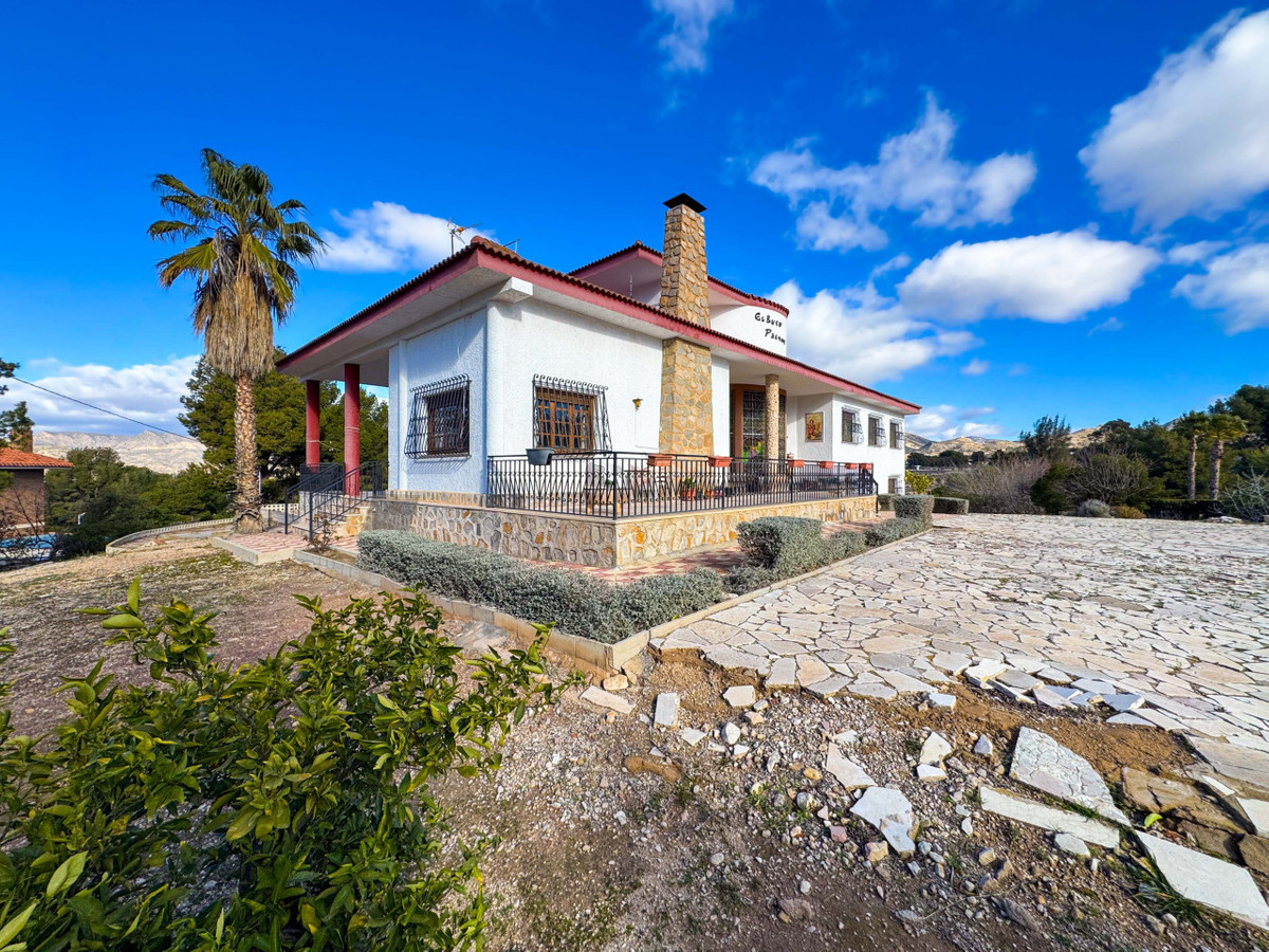 Vrijstaande Villa te koop in Elda | 6 slaapkamers H5342818