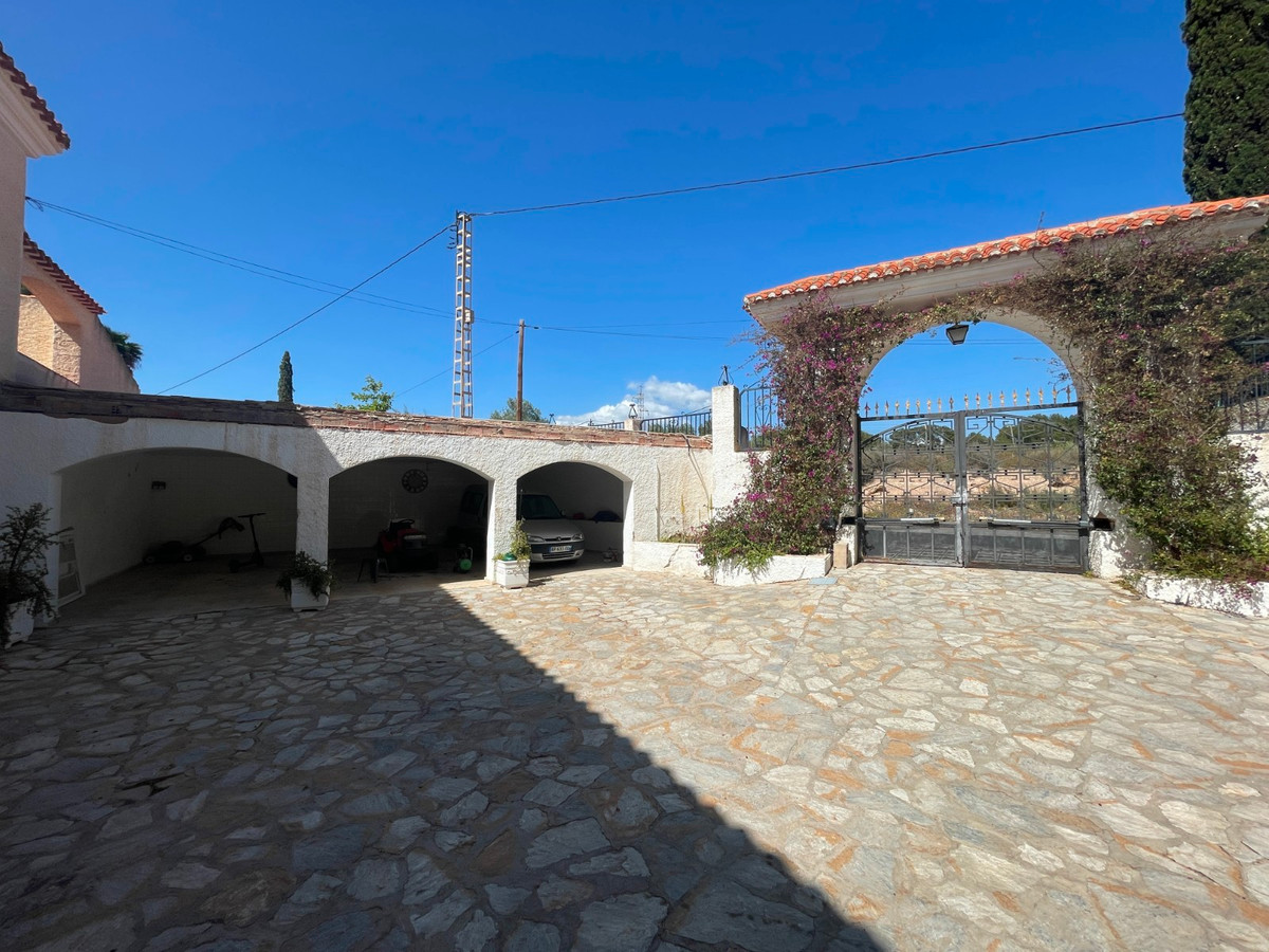 Property main view 37