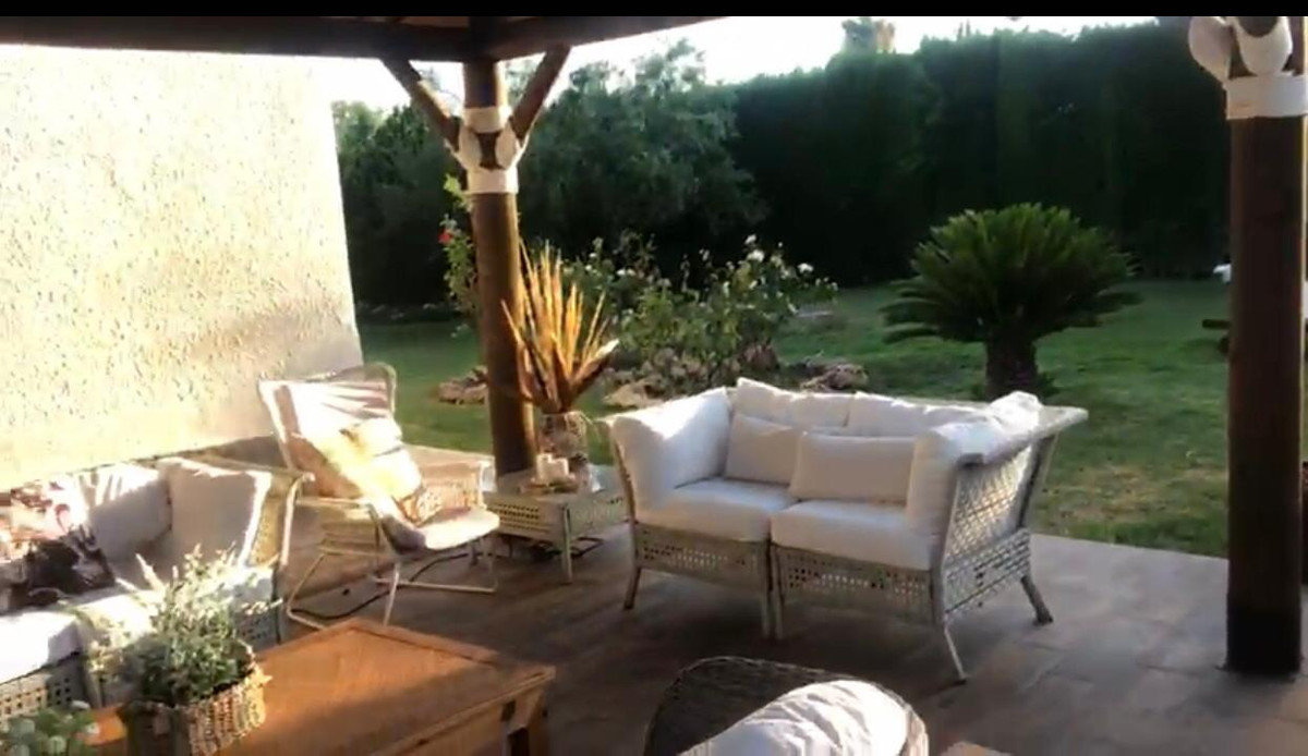 Vrijstaande Villa te koop in Elda | 4 slaapkamers H5509342