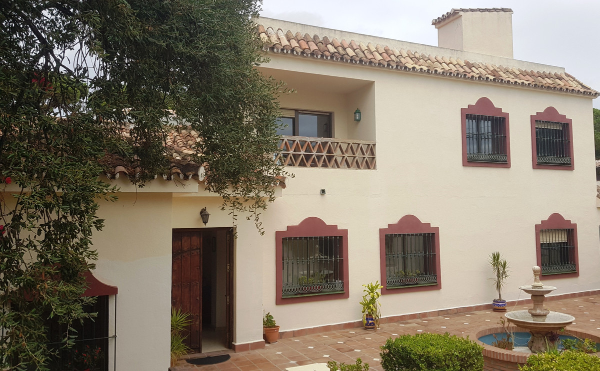 Huis te koop in Elviria | 5 slaapkamers H3710570