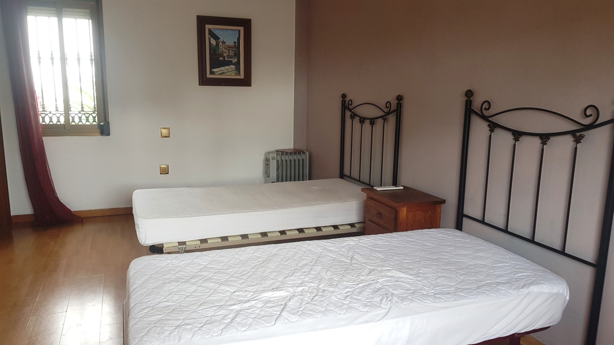 Huis te koop in Elviria | 5 slaapkamers H3710570