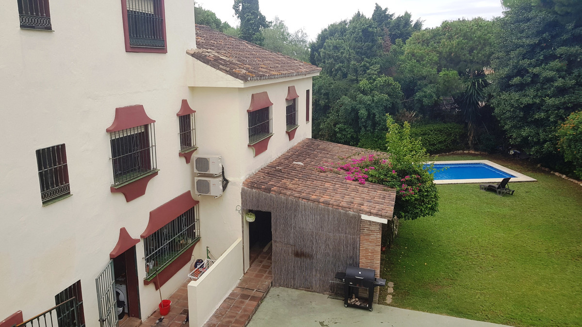 Huis te koop in Elviria | 5 slaapkamers H3710570