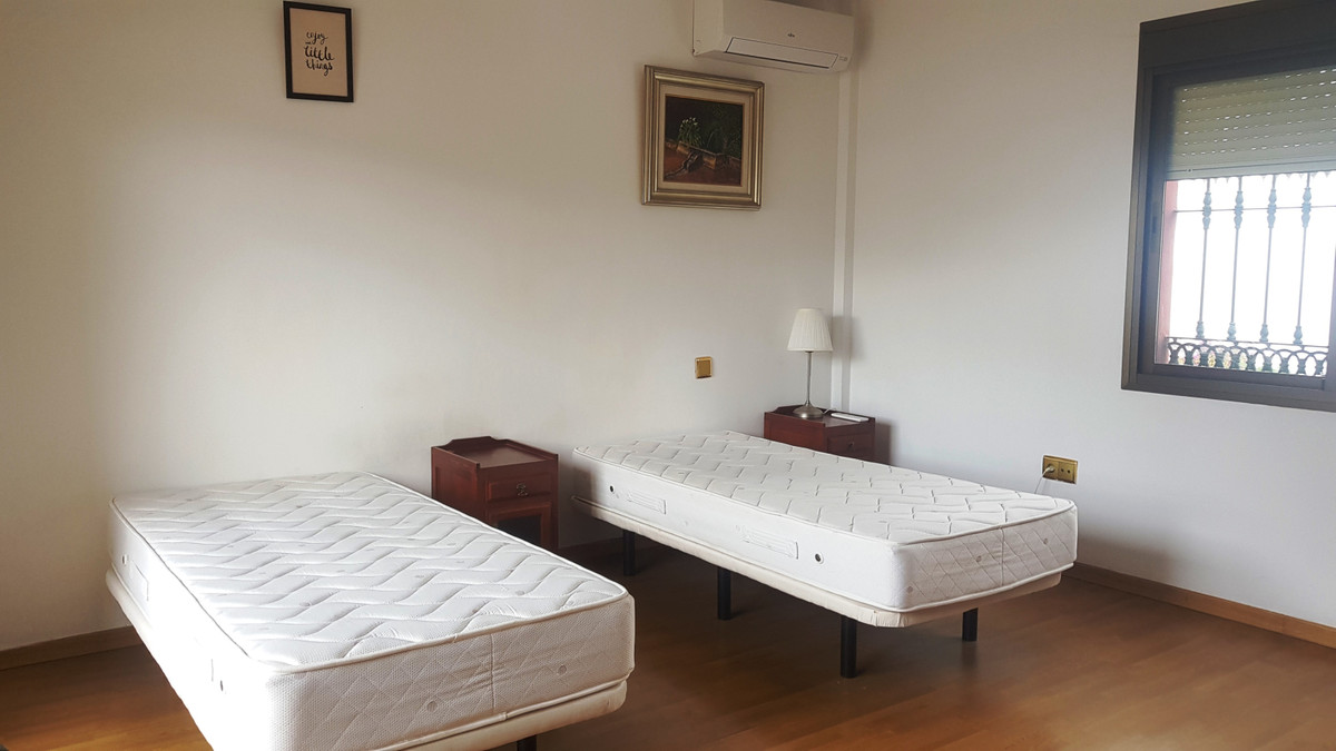 Huis te koop in Elviria | 5 slaapkamers H3710570