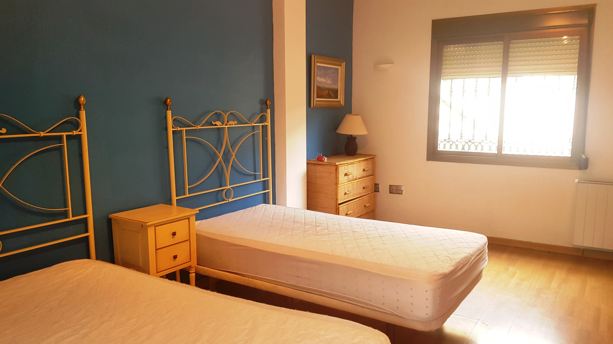 Huis te koop in Elviria | 5 slaapkamers H3710570