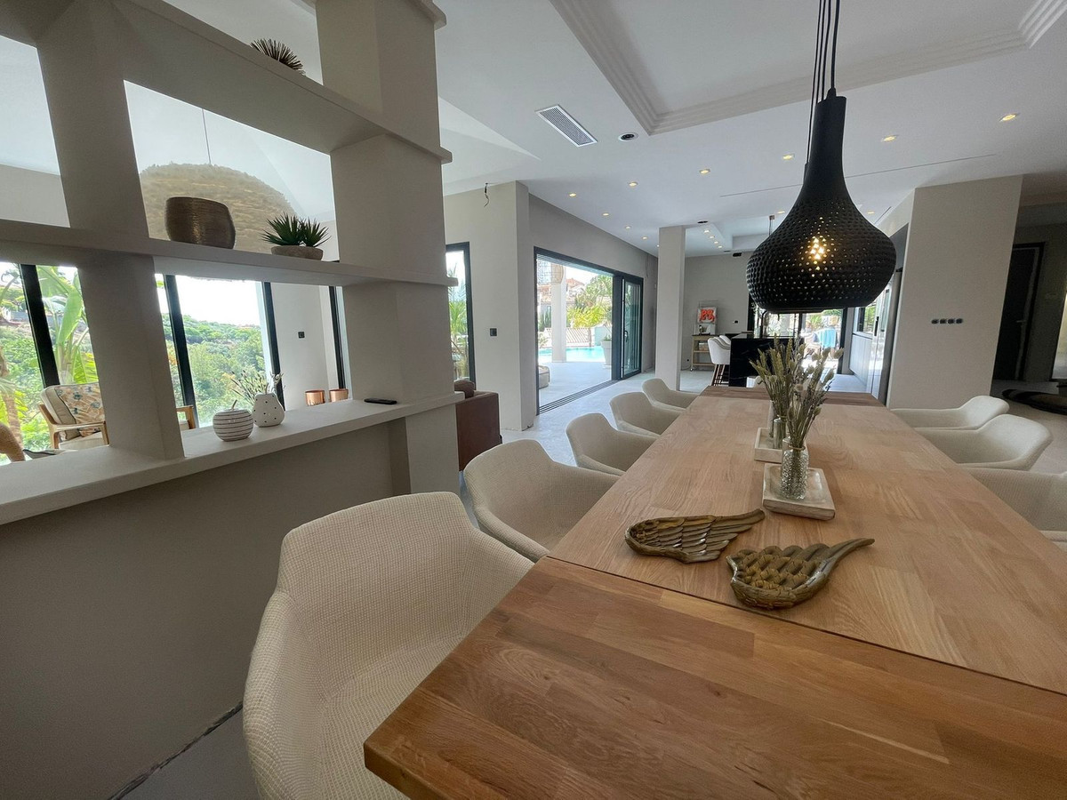 Huis te koop in Elviria | 7 slaapkamers H3985633