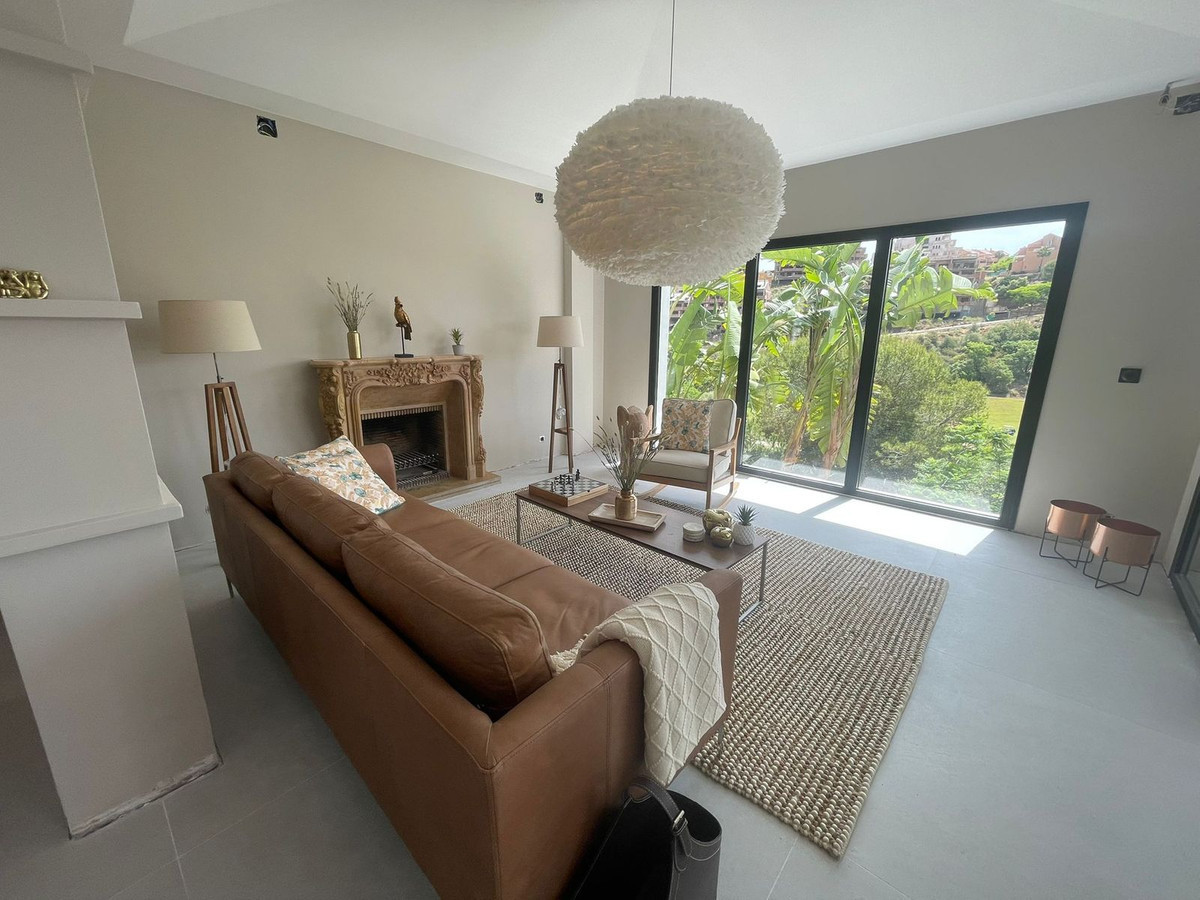 Huis te koop in Elviria | 7 slaapkamers H3985633