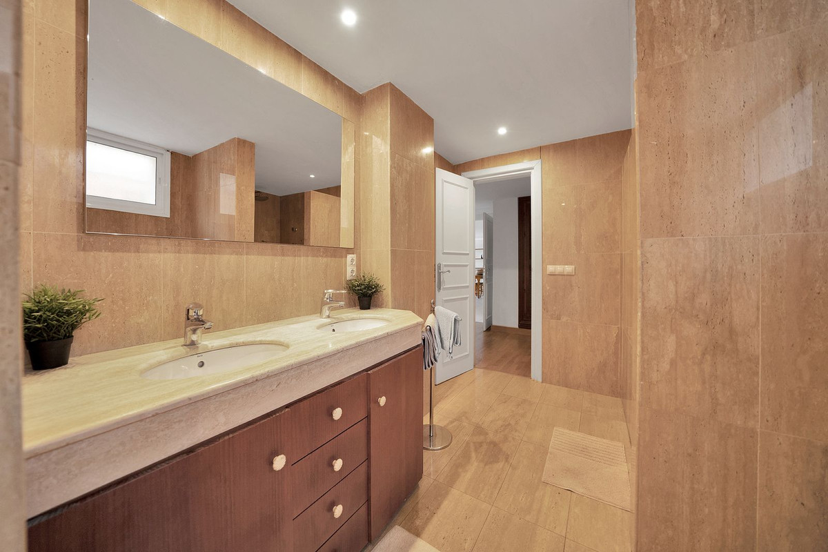 Property main view 37