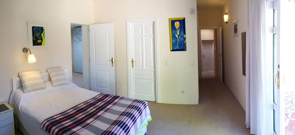 Property main view 40